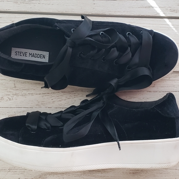 steve madden bertie v